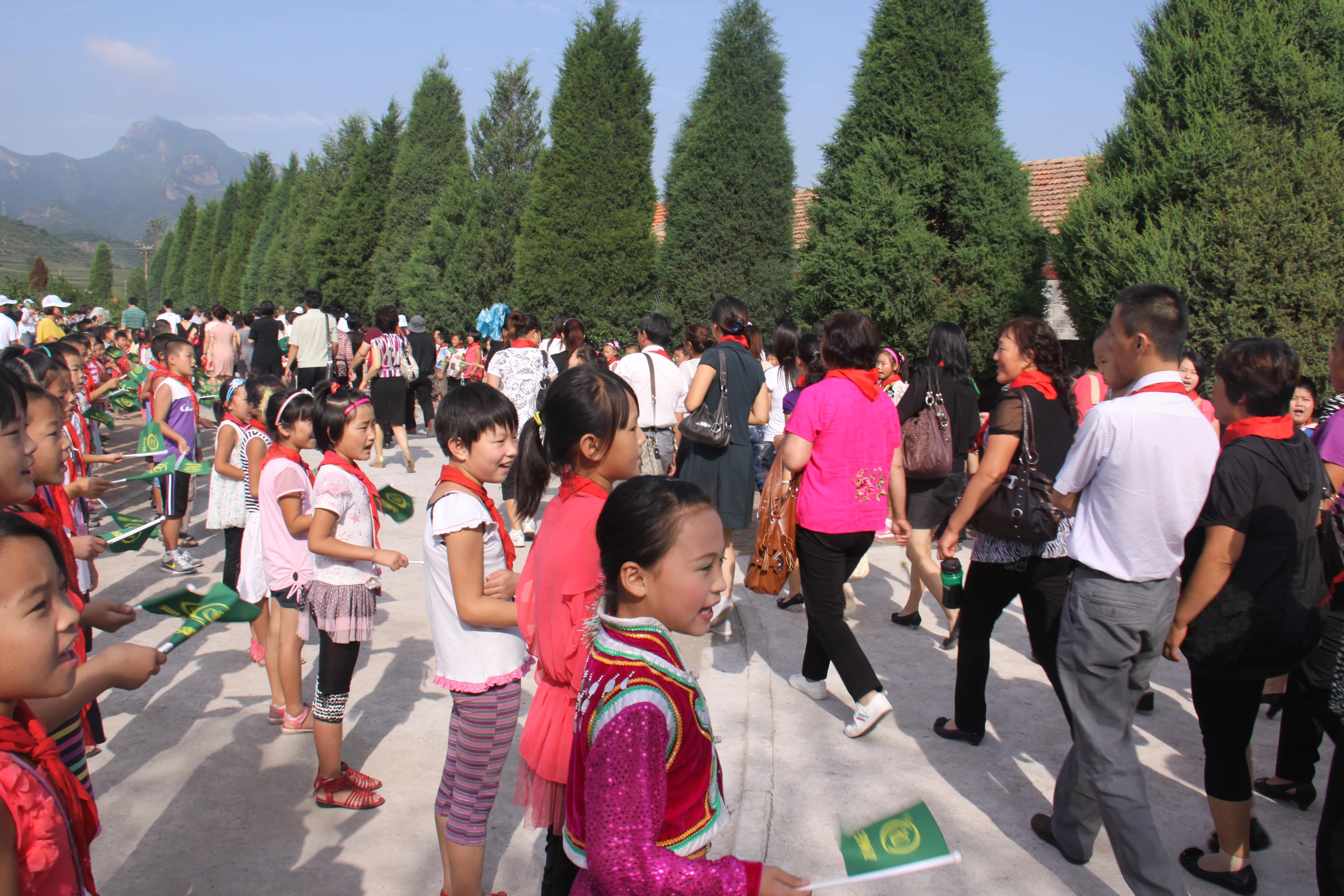 第17所 承德市乌龙矶leyu·乐鱼(中国)体育官方网站牛艳玲小学