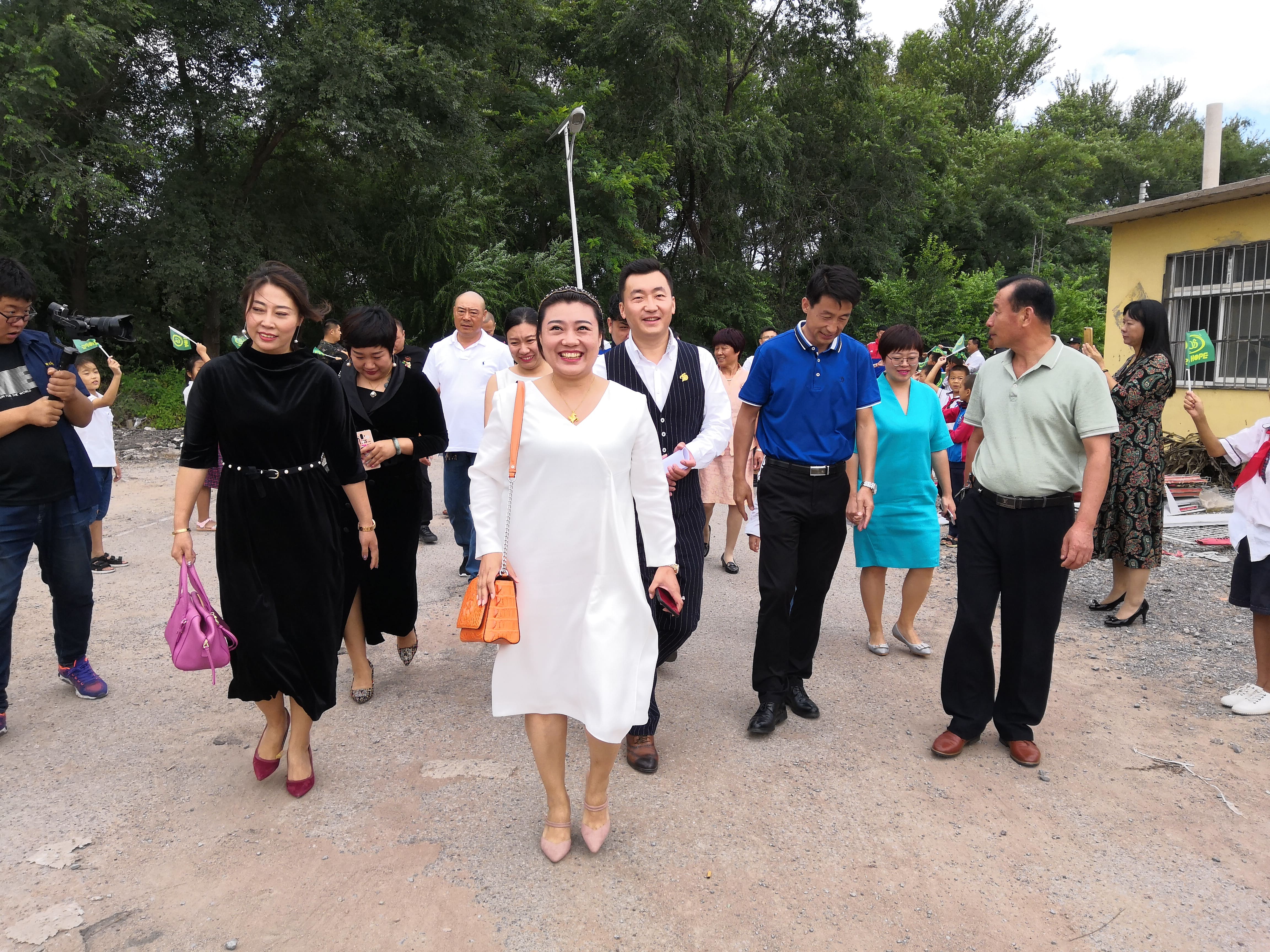 第160所 瓦房店市西杨乡leyu·乐鱼(中国)体育官方网站李佳燚小学